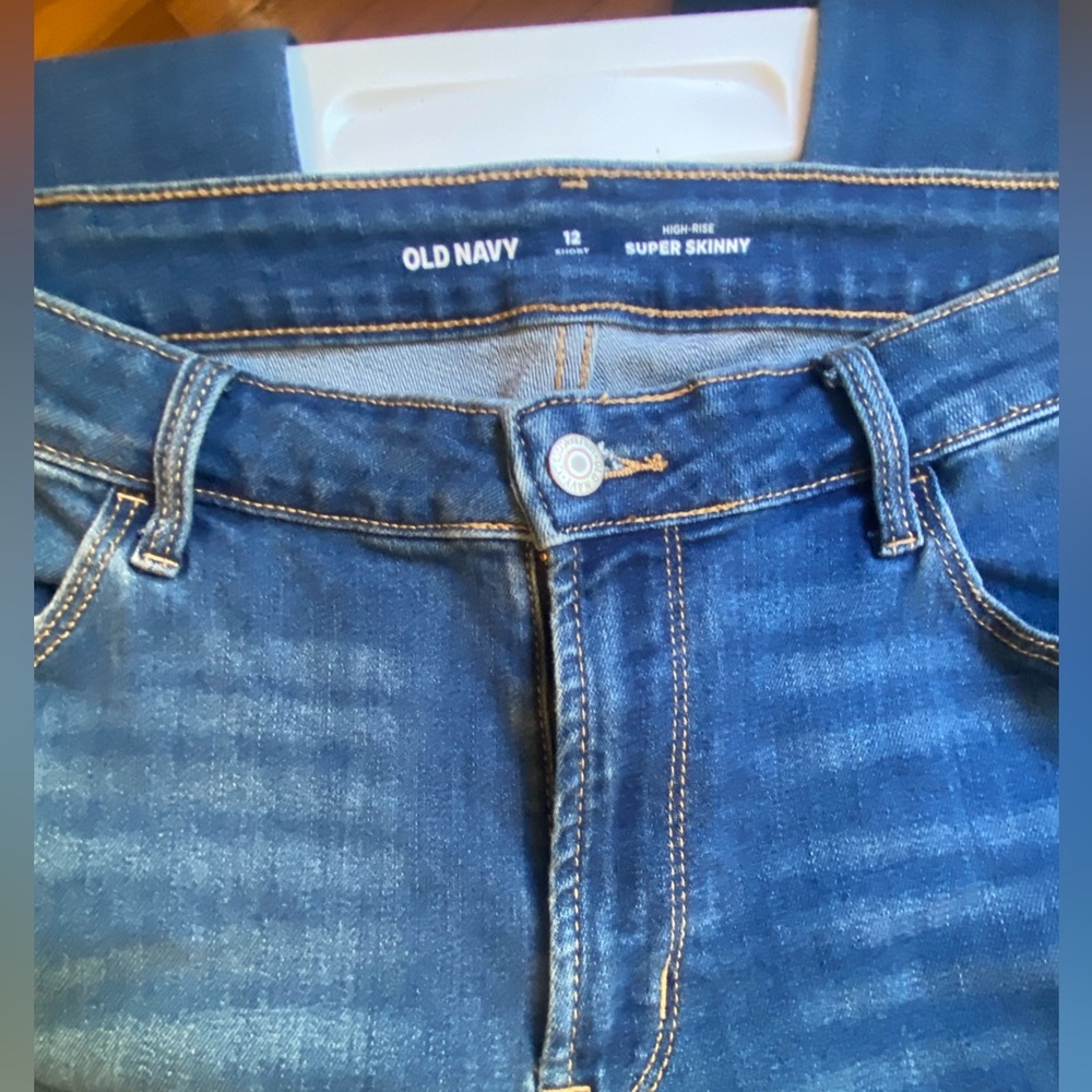 NWT Old Navy High Rise Super Skinny Jean